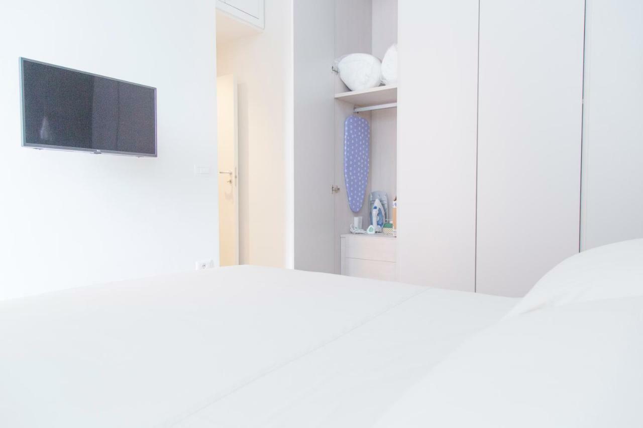 Brand New Apt In Porta Romana Milan Exterior photo
